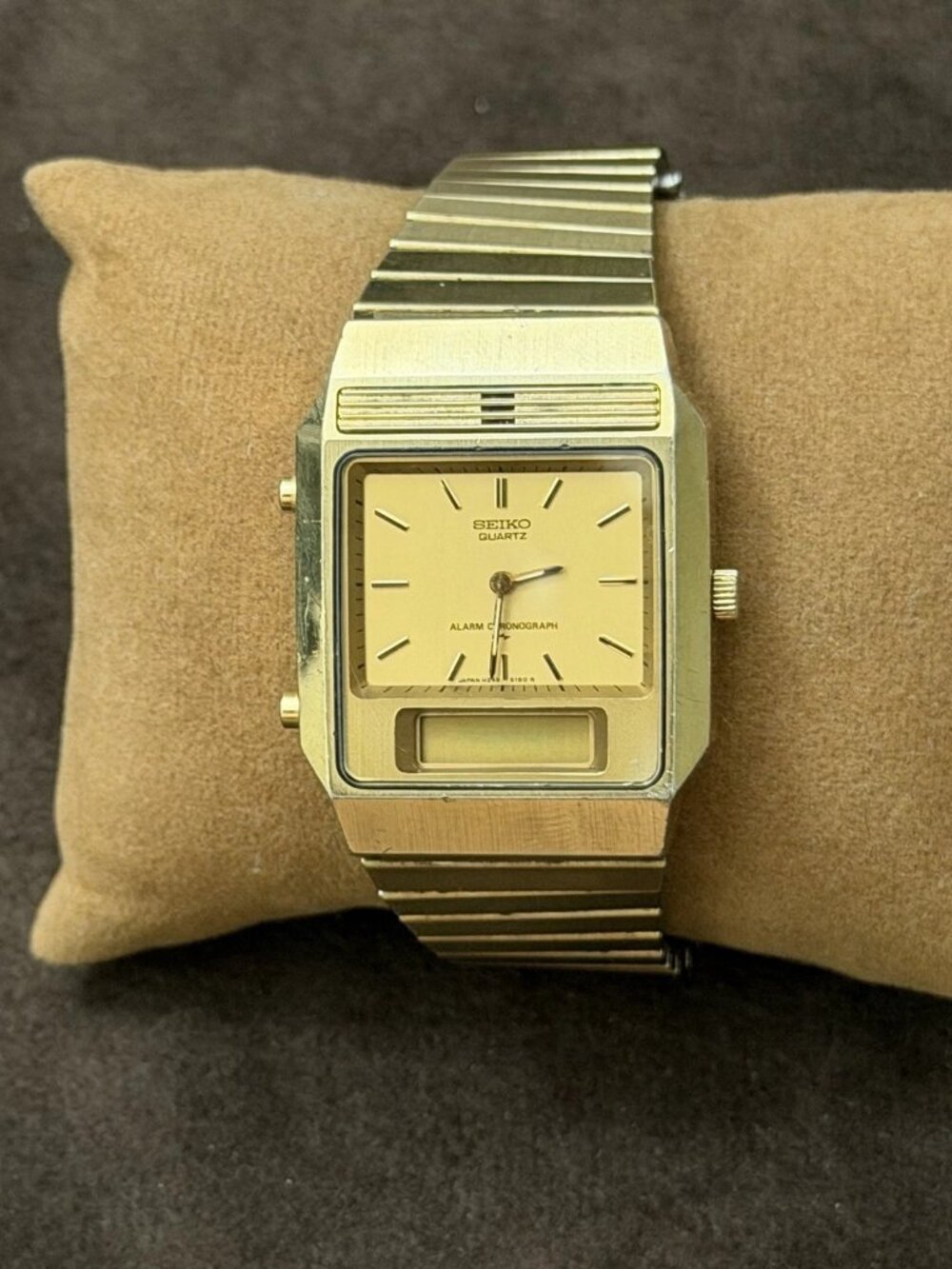 Seiko Quartz Analog-Digital Alarm Chronograph Gold Tone Rectangle Bracelet